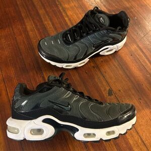 Nike Dark Gray and White Athletic Shoes